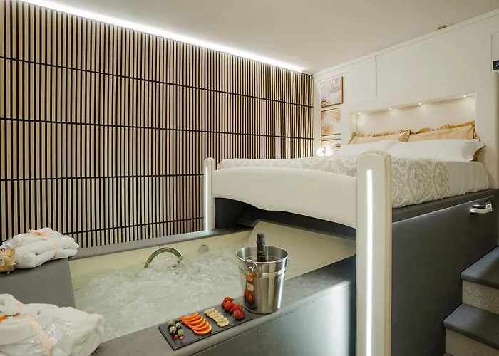 Cascina Ridolfi - Il Nido D'amore Отель типа 